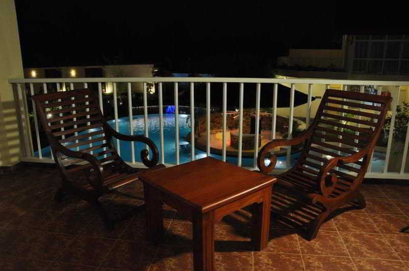 Avenra Gardens Hotel Negombo Eksteriør bilde