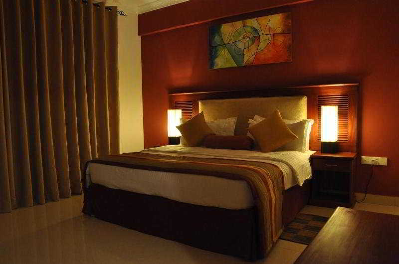 Avenra Gardens Hotel Negombo Eksteriør bilde